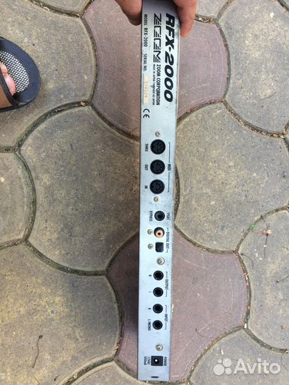 Процессор эффектов Zoom RFX2000