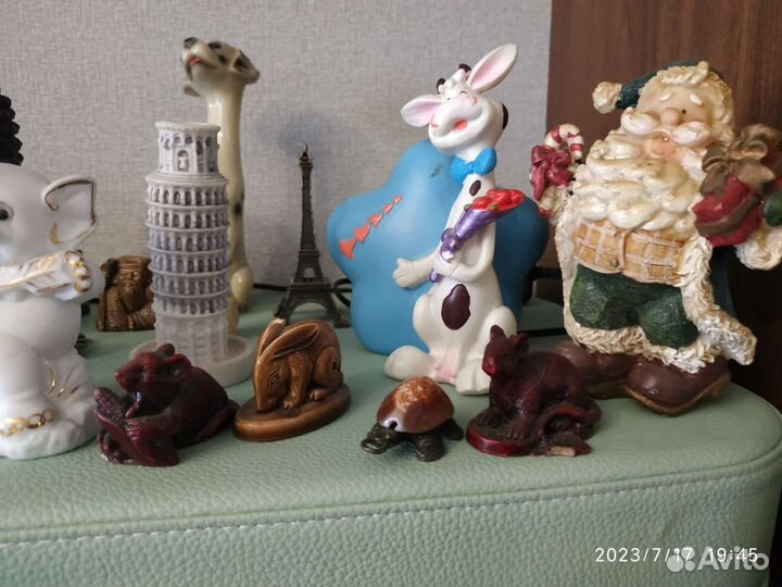 Фигурки, статуэтки