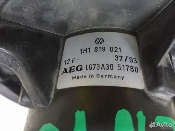 Моторчик отопителя Volkswagen Vento седан ABU 1993