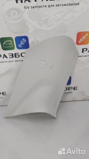 Накладка на стойку внутренняя задняя левая Land