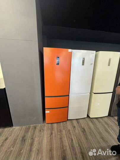 Холодильник-морозильник Haier A2F635comv