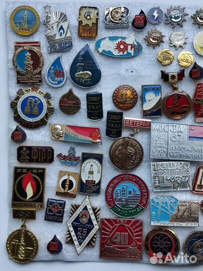 Значки Энергетика, Строительство и финансы