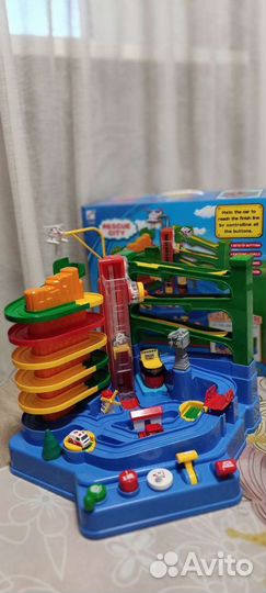 Игрушечный автотрек в коробке