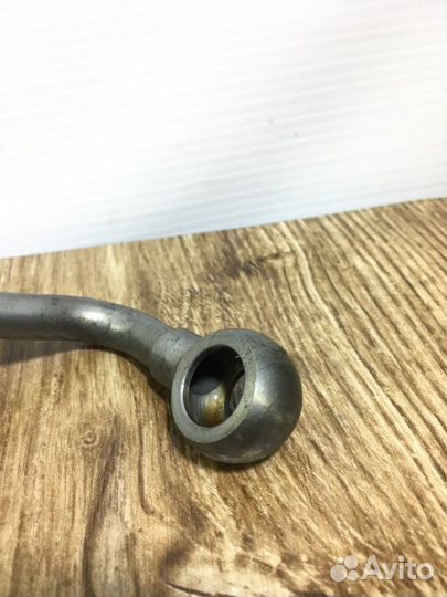 Трубка охлаждения АКПП правая Mercedes E W207 1.8