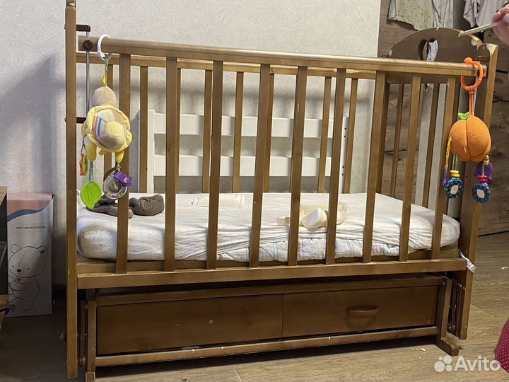 Кровать детская с маятником 120*60 + матрас