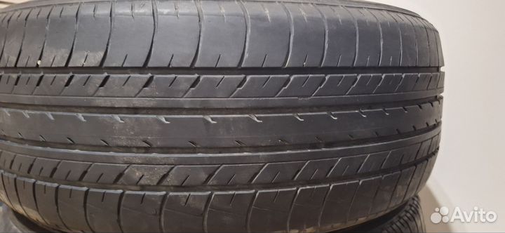 Шины 215 55 R 17