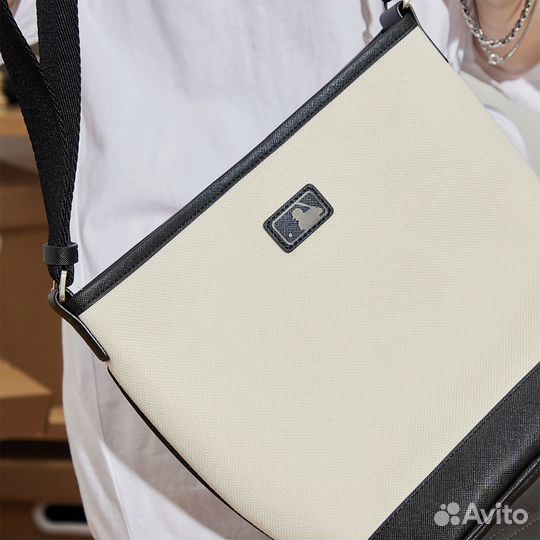 MLB Shoulder Bags (7)