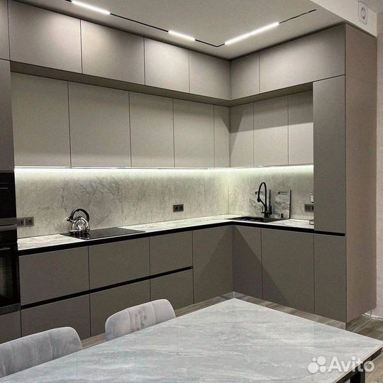 Кухни готовые и на заказ. Фасады на выбор