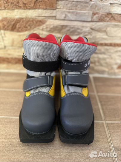 Лыжные ботинки 34 размер