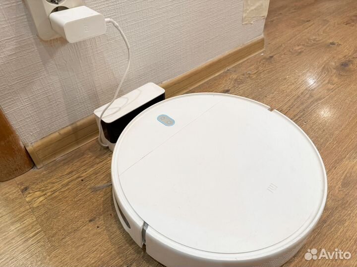 Робот пылесос xiaomi mi robot vacuum mop essential