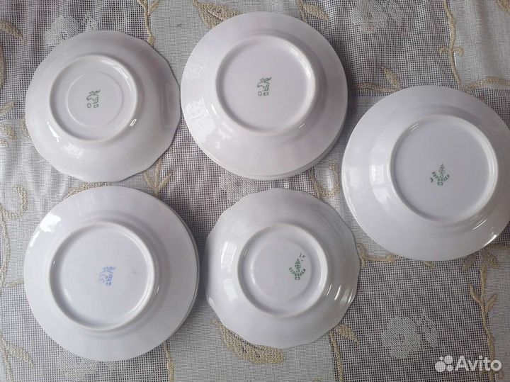 Блюдца, пирожковые тарелки