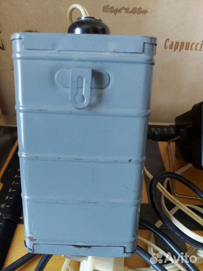 Кадрирующая рамка красный фонарь