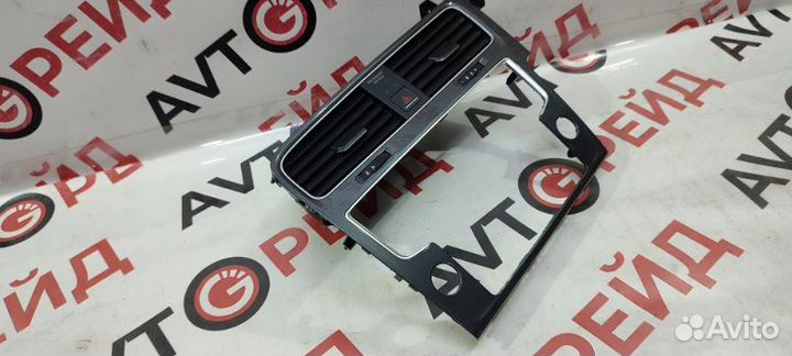 Консоль магнитолы Volkswagen Golf Alltrack BA5CZR