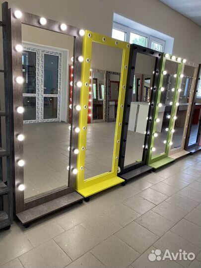 Гримерное зеркало от прлизводителя