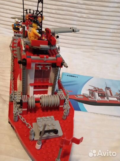 Корабль боевой 830901 не оригинал, 62см