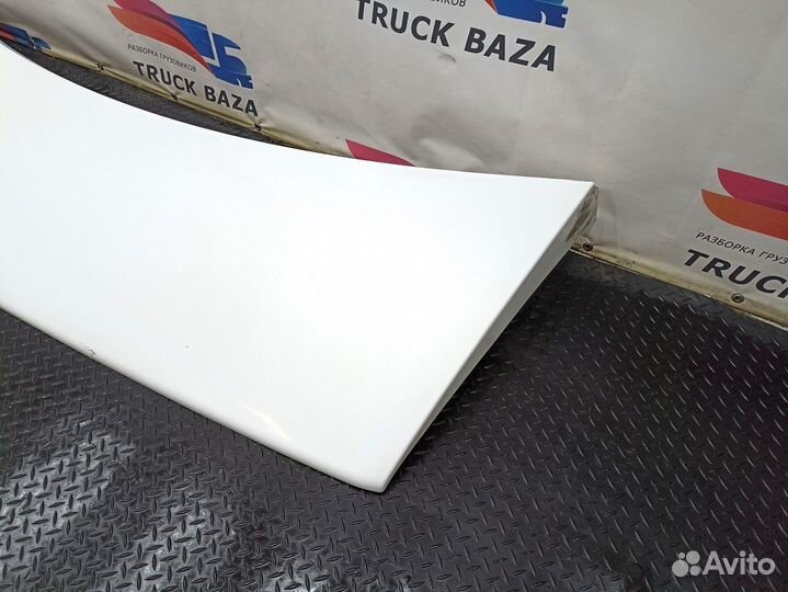 Спойлер кабины верхний Iveco Stralis