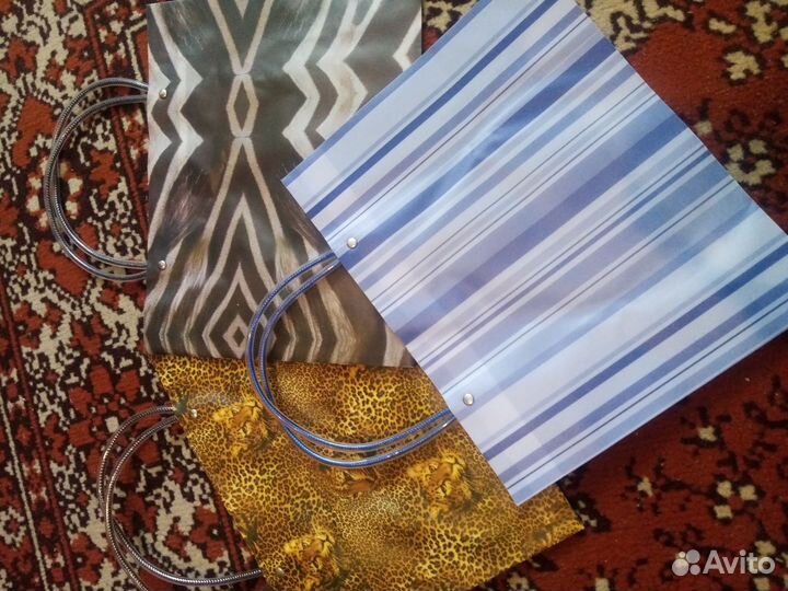 Пакеты подарочные