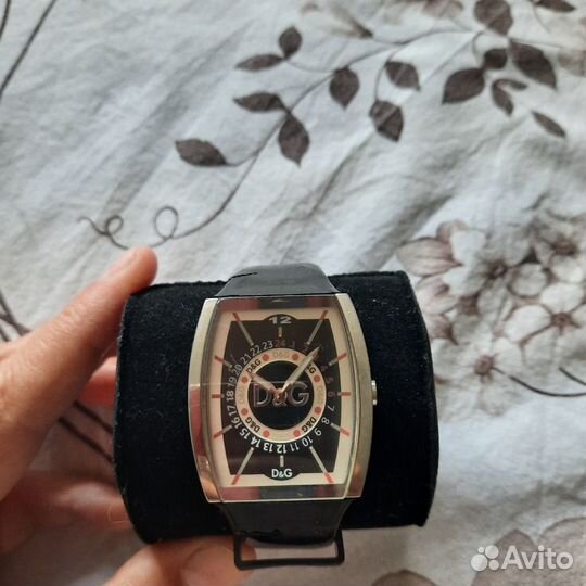 Часы долче gabbana D&G