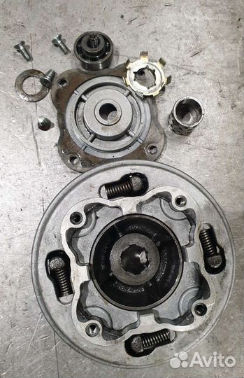 Крышка картера правая для питбайка xy 125 полуавто