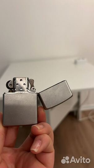Зажигалка zippo