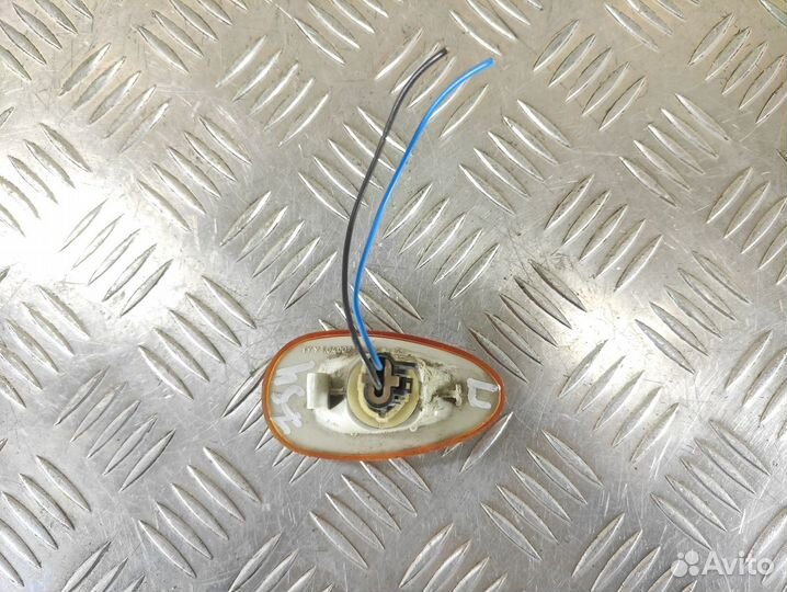 Повторитель в крыло правый Chevrolet Lanos 2004-20