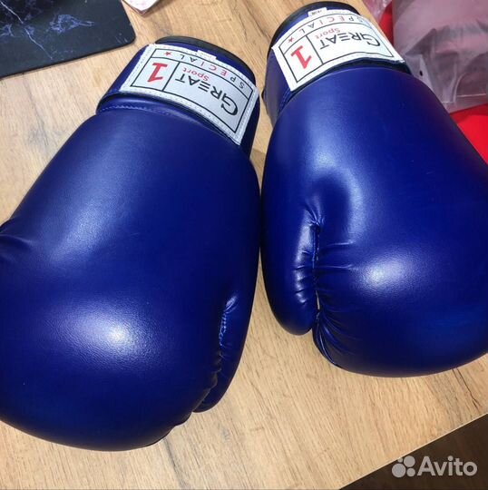 Боксерские перчатки. Пакистан