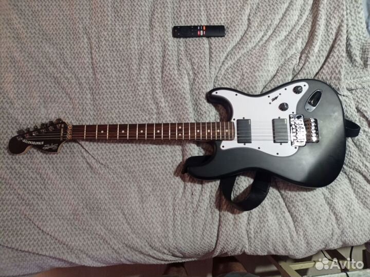 Электрогитара fender stratocaster Floyd Rose