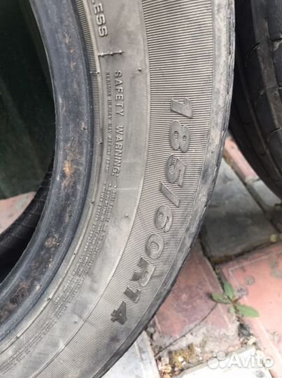 Accelera 651 2.25/4.5 R14