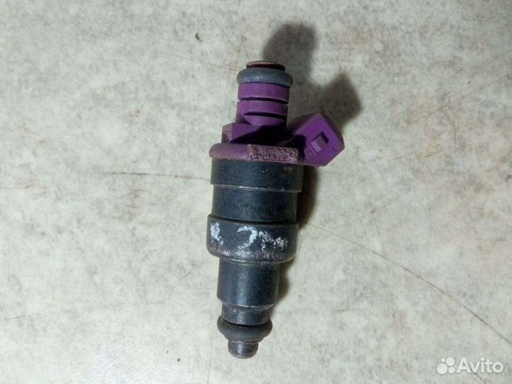 Форсунка Opel Omega B 90411552