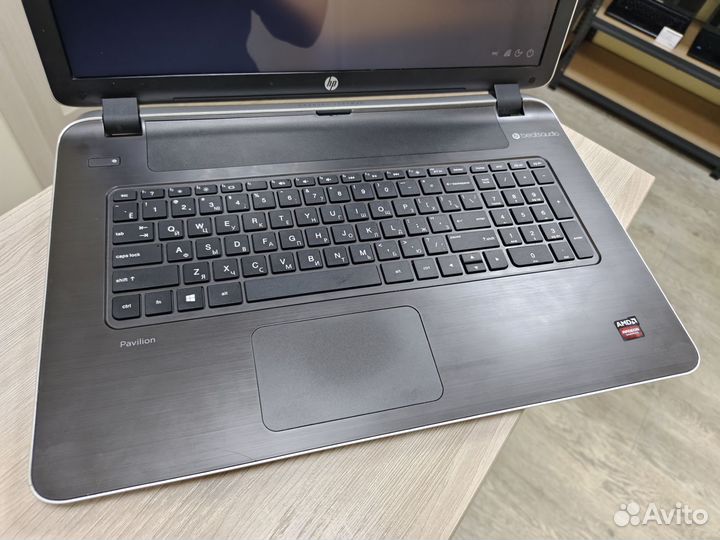 Hp pavilion 17-f(A10/8gb/SSD/2gb GPU)