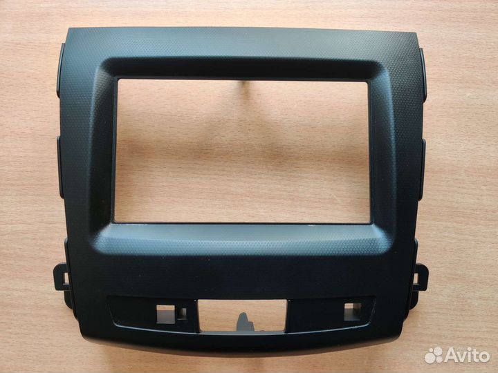 Рамка 2Din outlander XL