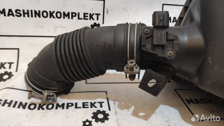 Патрубок воздушного фильтра Lexus Ls (V35afts)