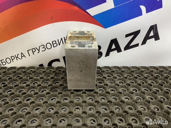 Кронштейн осушителя