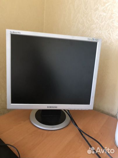 Монитор samsung