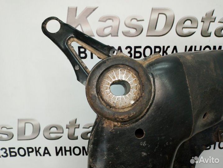 Подрамник передний Audi A6 C5 AGA 1997