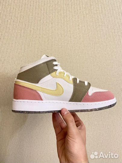 Кроссовки Jordan 1 Mid “Pastel Vivid Green Grind”