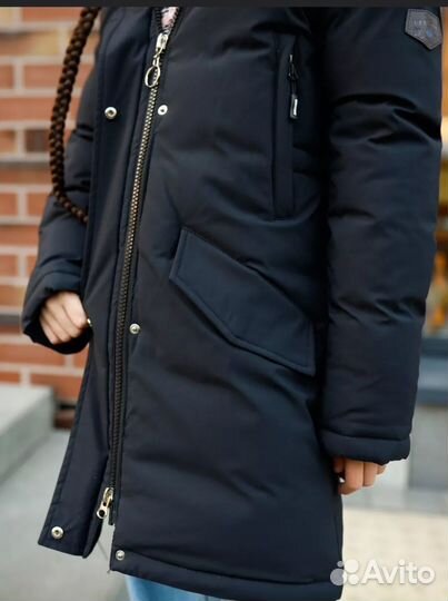 Куртка зимняя для девочки 134 размер