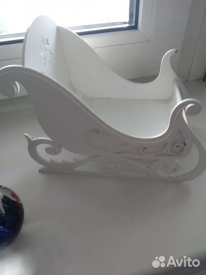 Сани декоративные