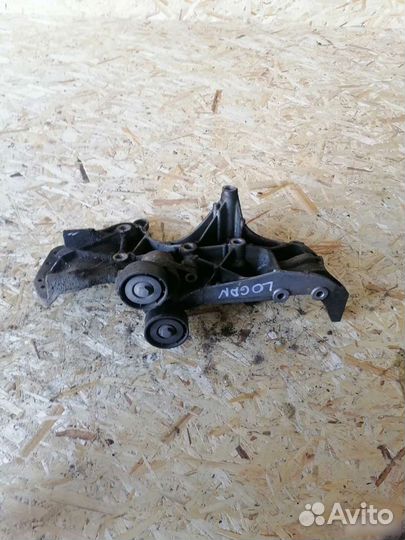 Кронштейн генератора Рено Логан 1