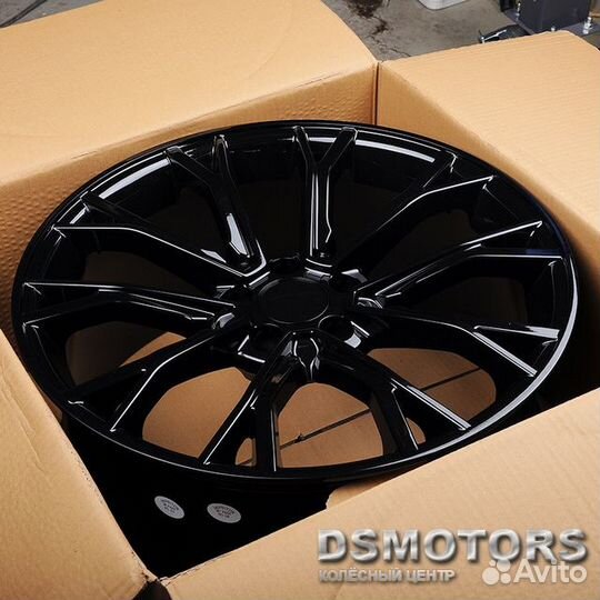 Диски BMW F7968 8.5/19 5x112 ET30 d66.6 gloss blac