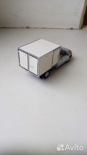 Модель автомобиля