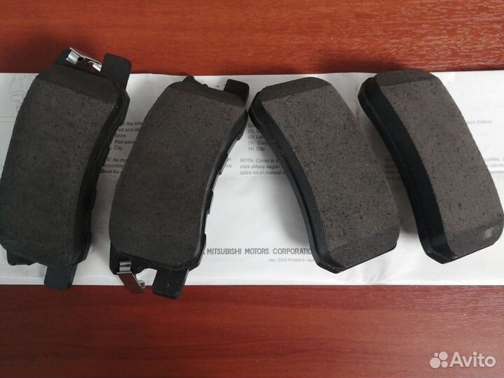 Тормозные колодки задн. mitsubishi,citroen,peugeot