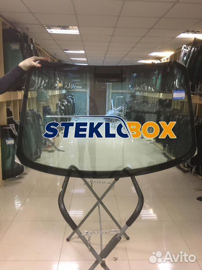 Лобовое стекло Ленд Ровер Фрилендер