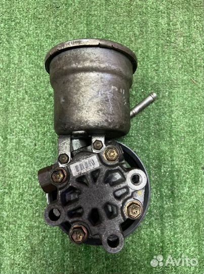 Насос гидроусилителя Toyota Echo SCP10 1SZ