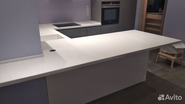 Барная стойка из камня кварц / акрил от производителя