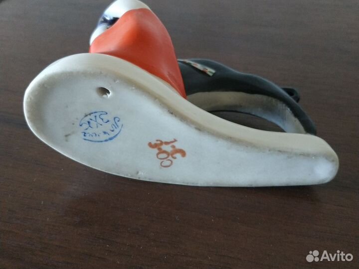 Тореодор с быком