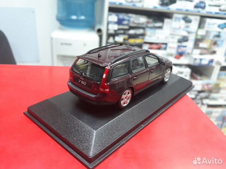 Volvo V50 1:43 minichamps