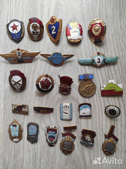 Значки разные тяжелые