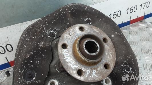 Ступица передняя правая audi A4 B8 (KDN31N901)