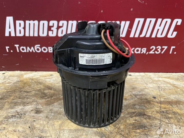 Мотор печки Renault Duster